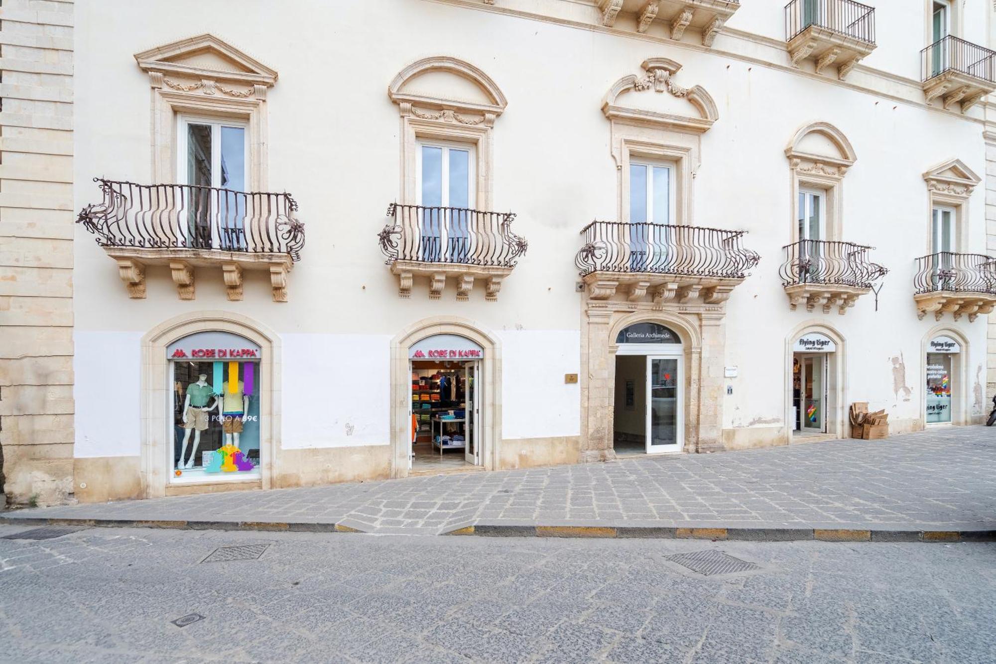 Palazzo Pupillo Fine By Dimore In Sicily Apartment Syracuse